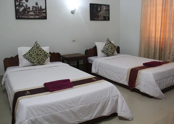 Tropical Breeze Hotel 2*