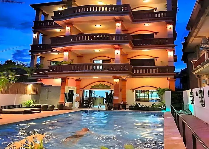 Tropical Breeze Hotel