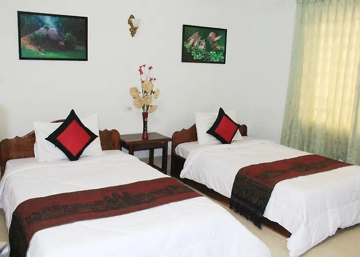 Tropical Breeze Hotel
